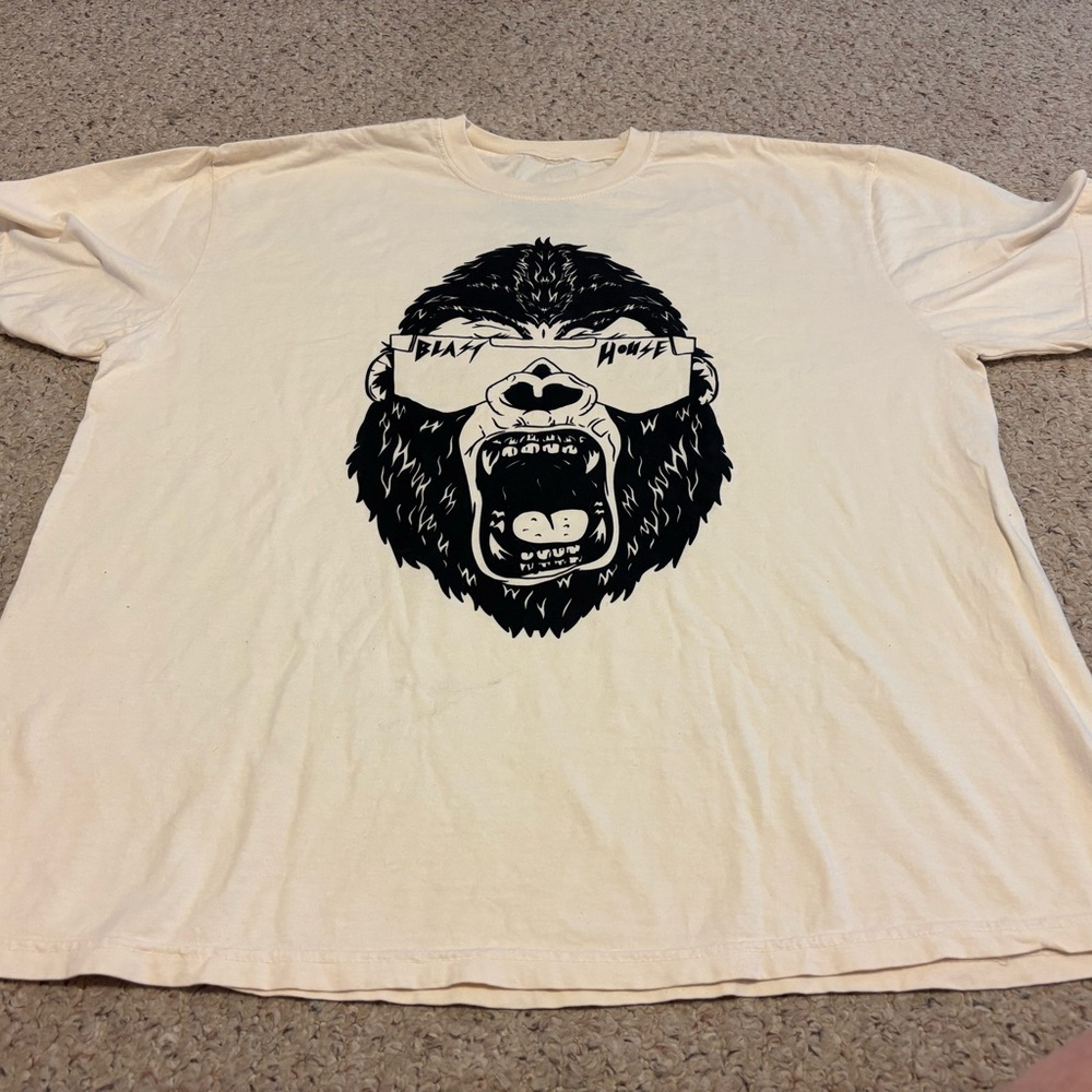BLAST HOUSE MENS 2XL PARTY GORILLA TEE SHIRT TOP EUC